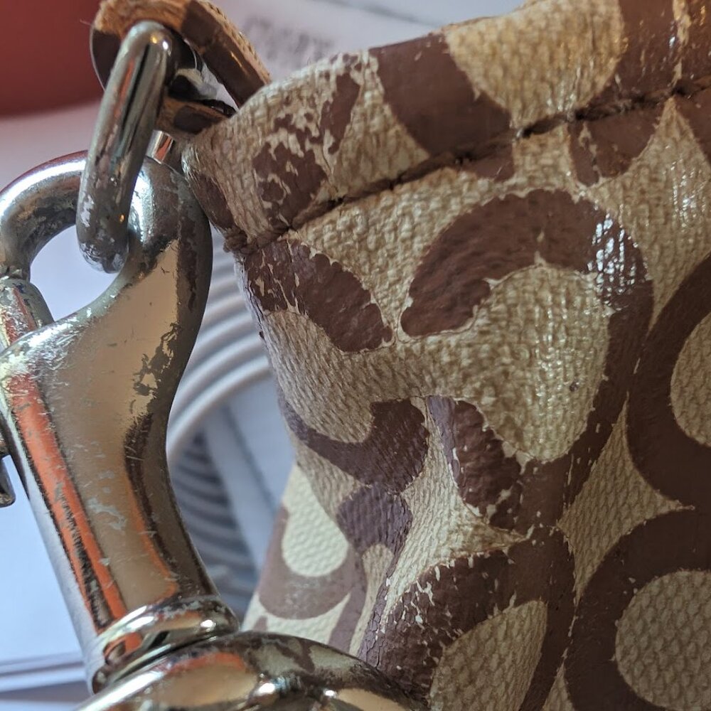 Authentic Coach Leah Optic Art Coated Canvas Brown Ivory Leather Handles 13141 - Picture 3 of 8